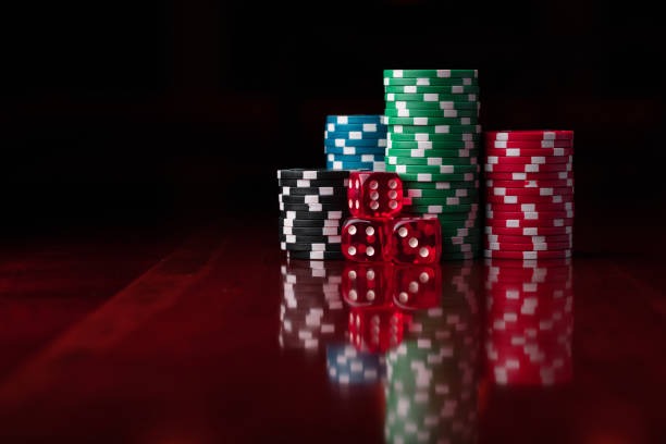 Winning pattern completion showing payout notification and balance credit